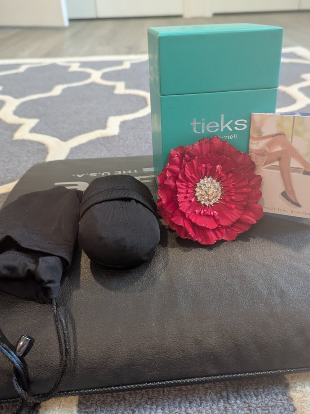 Tieks - Cardinal Red - Size 9 - Picture 8 of 8